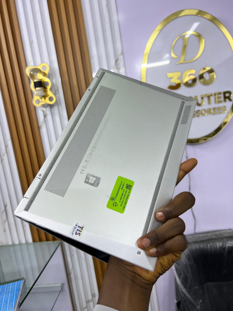 Hydarr_Dips03's tweet photo. Hp 1030 X360 G8 
Core i7
11th Gen 
16gb  Ram 
256ssd rom 
Finger print 
Face ID 
Touch screen 
Keyboard light 
Uk used
Original hp type C charger 
650k

Location: kano State Nigeria 
                  Kaduna State Nigeria 

Contact  Add: X Dm is open
      WhatsApp +2347032673275

Delivery: National Wide,