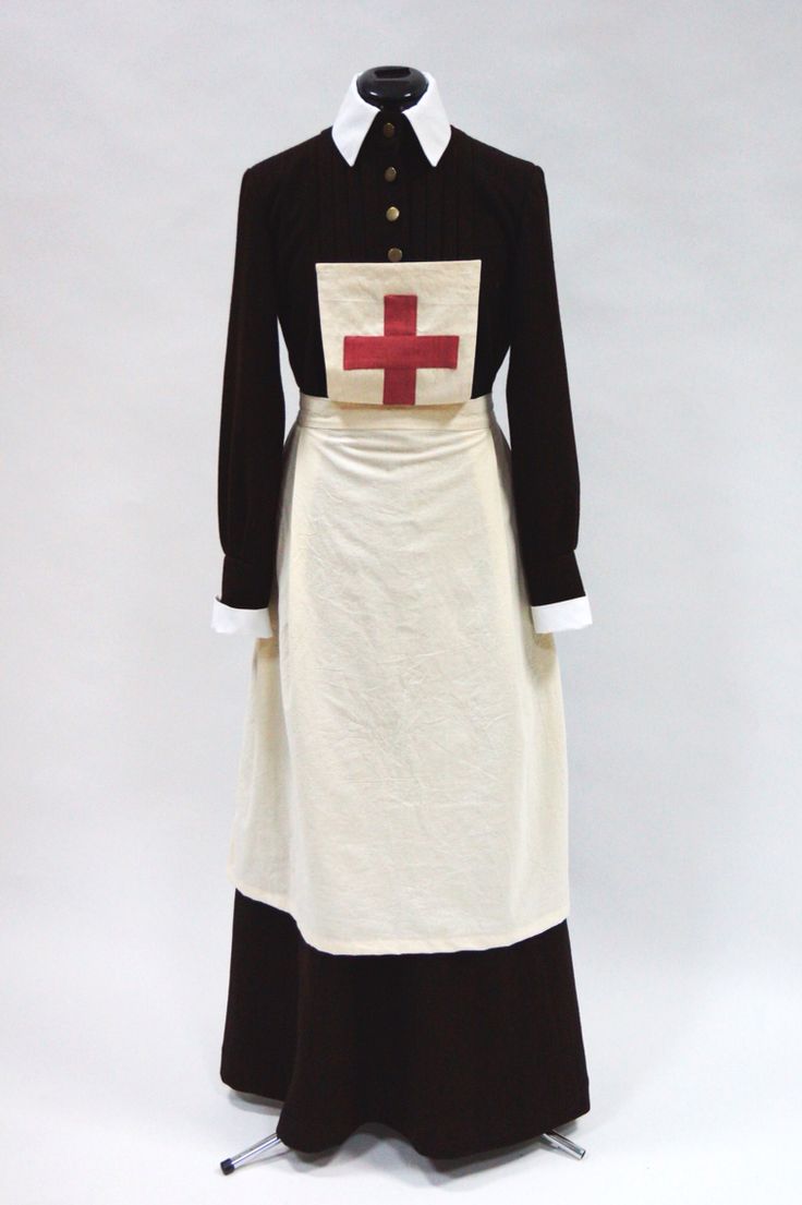 postnucleargirl's tweet photo. old nurse uniforms are unbeatable https://t.co/drDuzanU6w