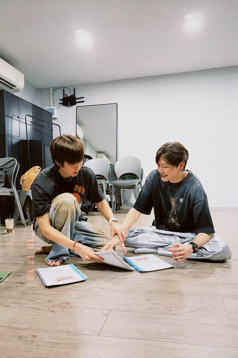 Esenol128384's tweet photo. Plan弟弟的场次马上就要开启咯~
#BounPrem
 #bb0un 
#prem_space https://t.co/up288v3Uzr