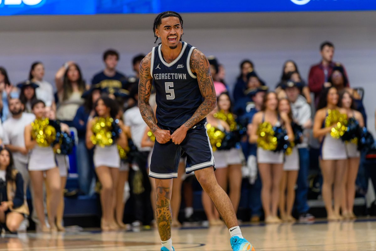 GeorgetownHoops's tweet photo. 📸 at George Washington 

#HoyaSaxa #HoyaBold https://t.co/nD7b7Nq1CH