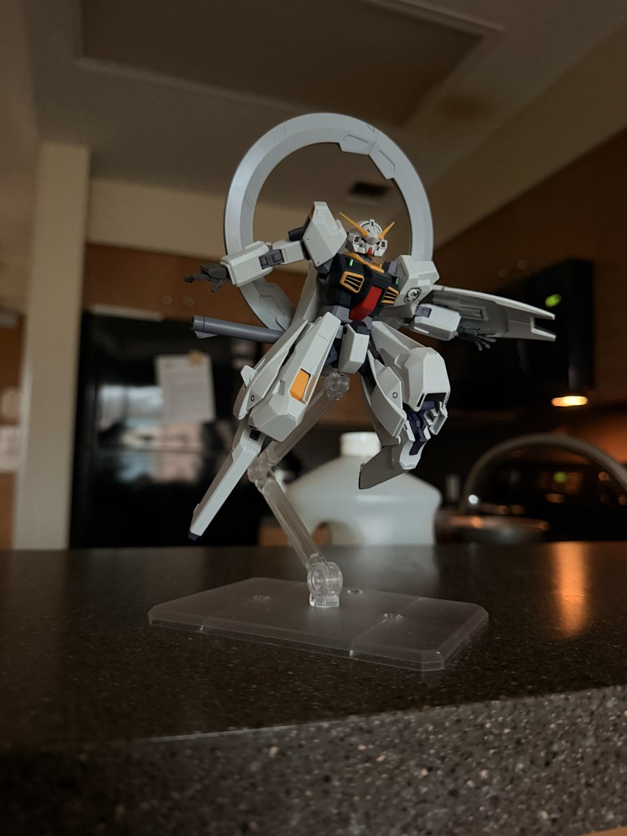 Baund2Doc's tweet photo. Meet the TR-9 Angel Gundam! I really like the Stargazer pack… https://t.co/QYAMzBRygC