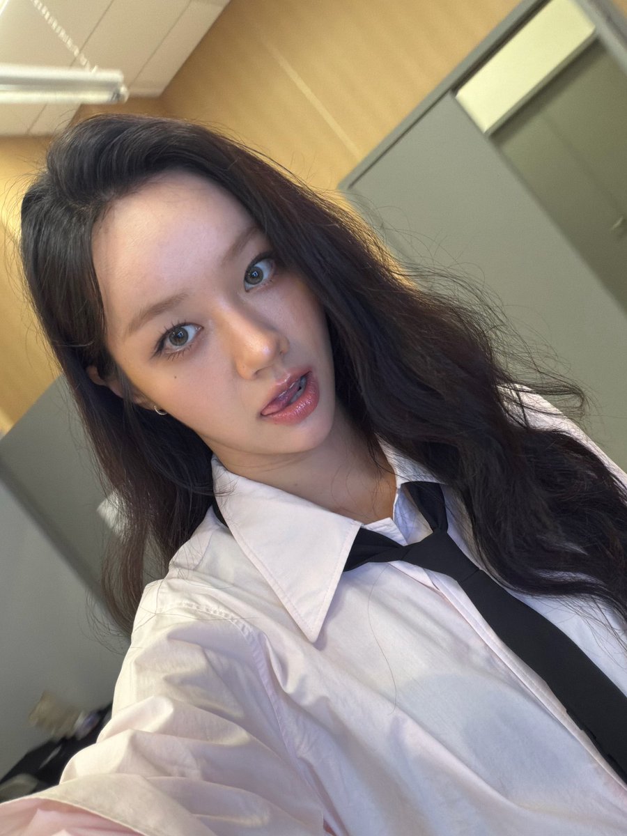 wngyu152705's tweet photo. 神圣天使🤍 https://t.co/icvRsHBqwk
