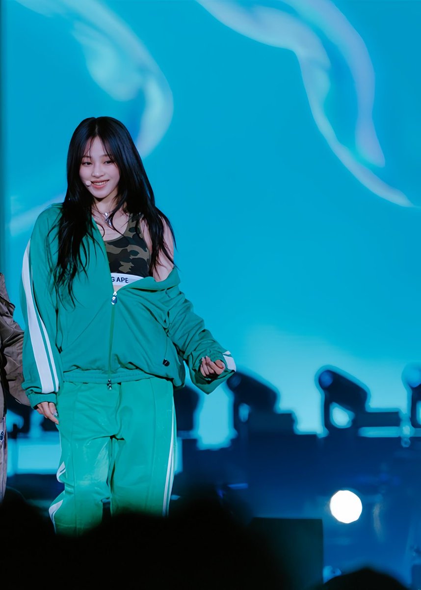 Cm0ngkey's tweet photo. 그린뭉은 눈이 개안되는 그런게 있어 https://t.co/UJKh7XpOE6