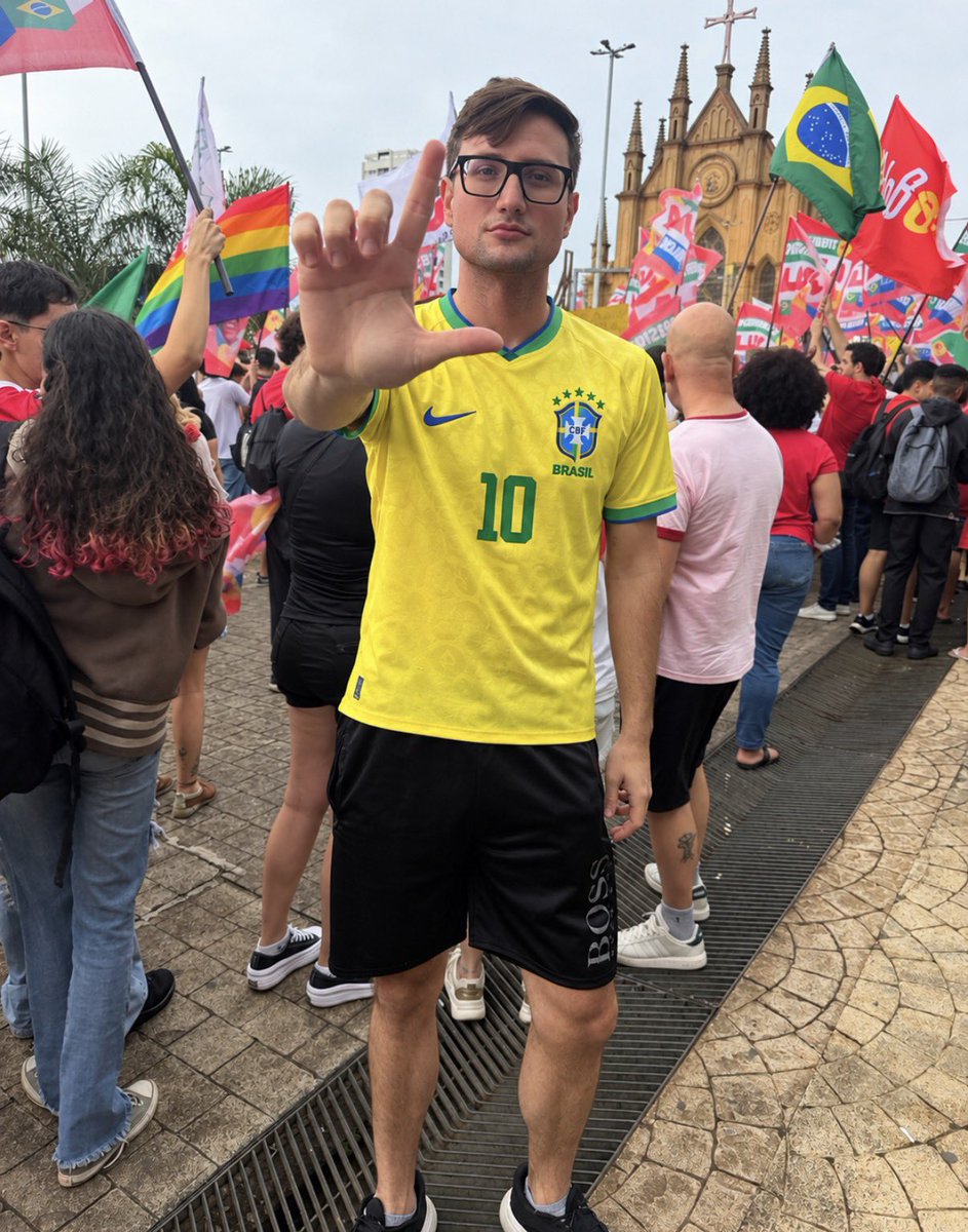 IgorBido's tweet photo. #VerdeEAmarelo https://t.co/EZCrpvVrcn