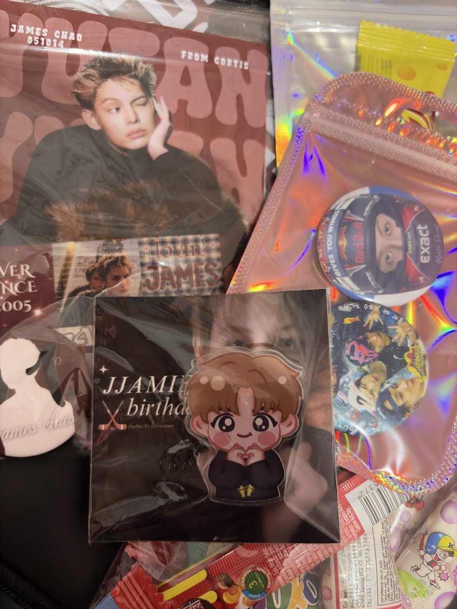 stobelinas's tweet photo. thankk you freebies nyaa ak happy bgt🥹🥺☝🏼💗💗💌 @zihanaminamelia @_kaleandraa @foxyseaan &amp; yg lain (gatau akun X nya 😞) https://t.co/gixF0uqJMJ