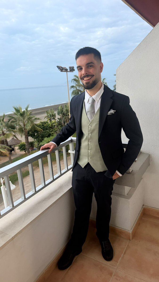 ManelAkaForce's tweet photo. 🤵 https://t.co/R1P1m8Y0jf