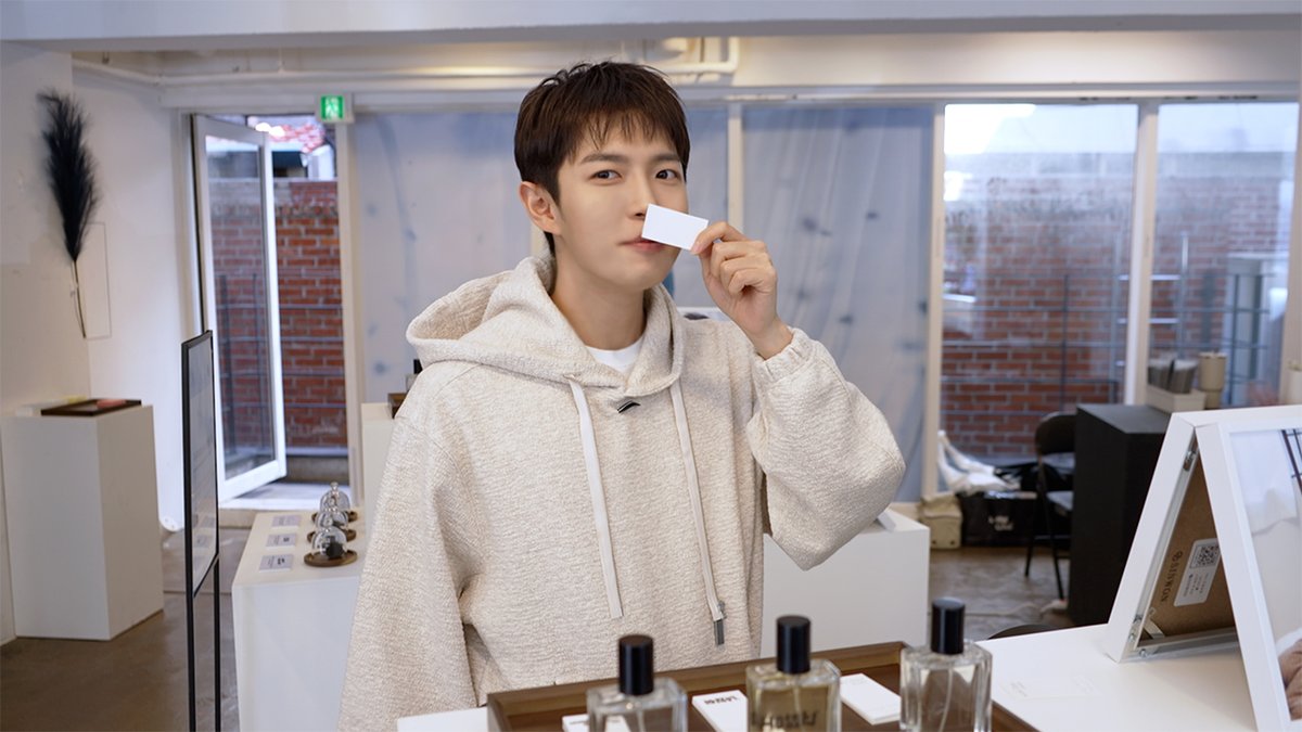 KJH_officialtwt's tweet photo. [📹] 김재환 Single Album [Love, From Here] 발매 기념 POP-UP EVENT Behind

📍 https://t.co/FUHowWD6wt

#김재환 #KIMJAEHWAN
#Love_From_Here https://t.co/fiRLzsb8De