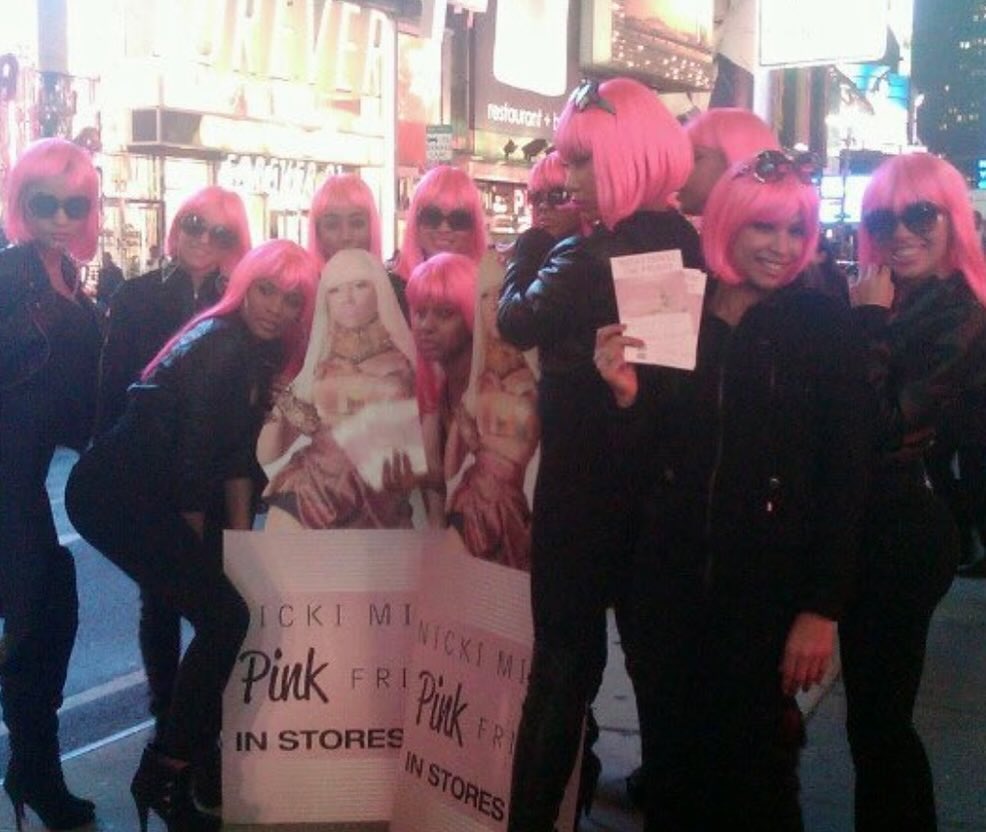 YSLONIKA's tweet photo. pink friday rollout was so ahead of it’s time https://t.co/pNNK7EdOS9