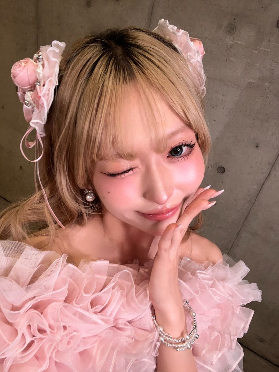 15_momo128's tweet photo. お姫様になりました💍🎀 https://t.co/mT1B5t32xB