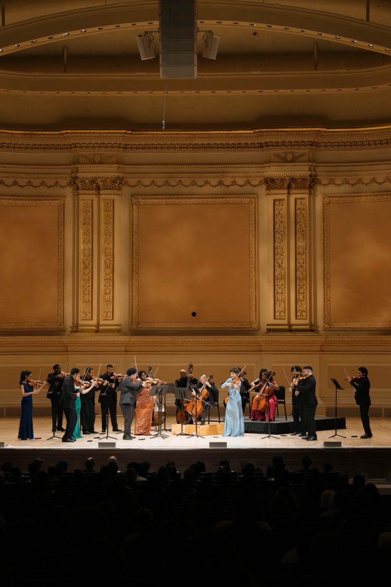 SphinxOrg's tweet photo. Last night at Carnegie Hall ✨

Sphinx Virtuosi kicked off our 30th anniversary year in New York, with 1,352 complimentary tickets helping welcome even more people into the hall.

Next stop: Ann Arbor

📅 Oct. 18 | 4 PM
💬 Comment TOUR for tickets!

📸 Brian Hatton 

#SphinxVirtuosi #Sphinx30 #CarnegieHall #SphinxOrganization
