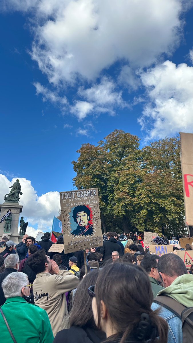 12juliette12's tweet photo. on s’en fou des dramas de twitter, mettez votre énergie pour des causes qui comptent 🙏 https://t.co/ADhPBMFtTg