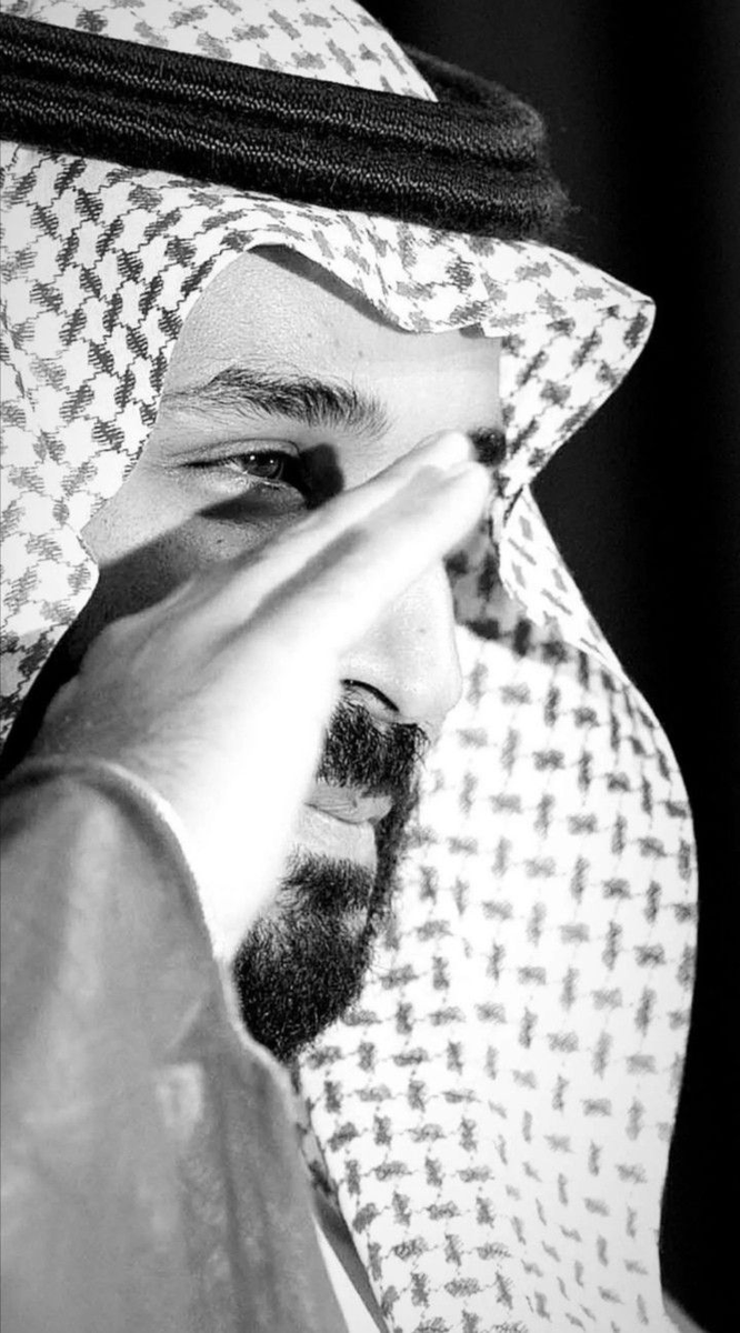 malturki94's tweet photo. @SFC_1957 الله يحفظه ويطول بعمره يارب 🤲🇸🇦💚 https://t.co/8TK93GsUCL