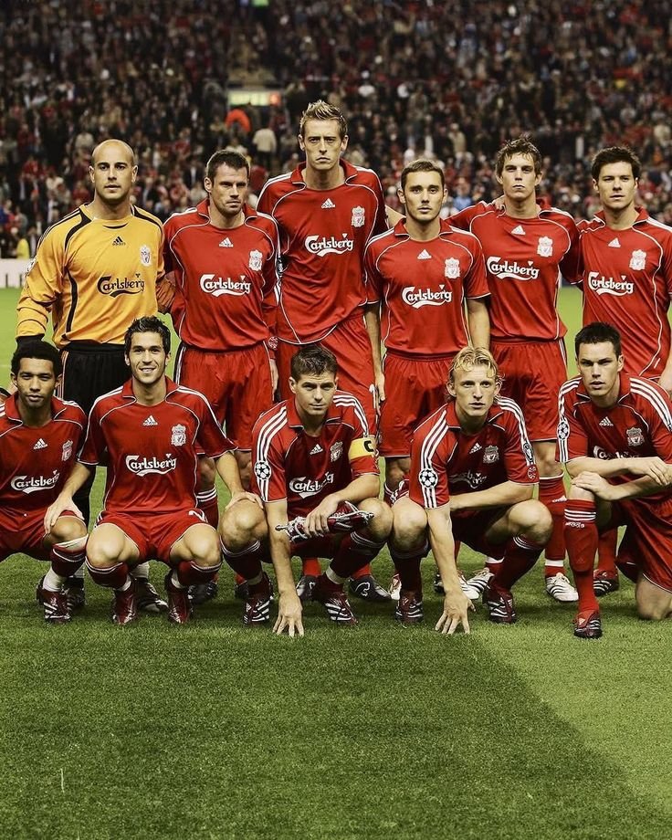 Icon_SIU's tweet photo. If you can correctly name at least 7 of these players, you’re a true football wizard ! https://t.co/3TXKWLNqcO
