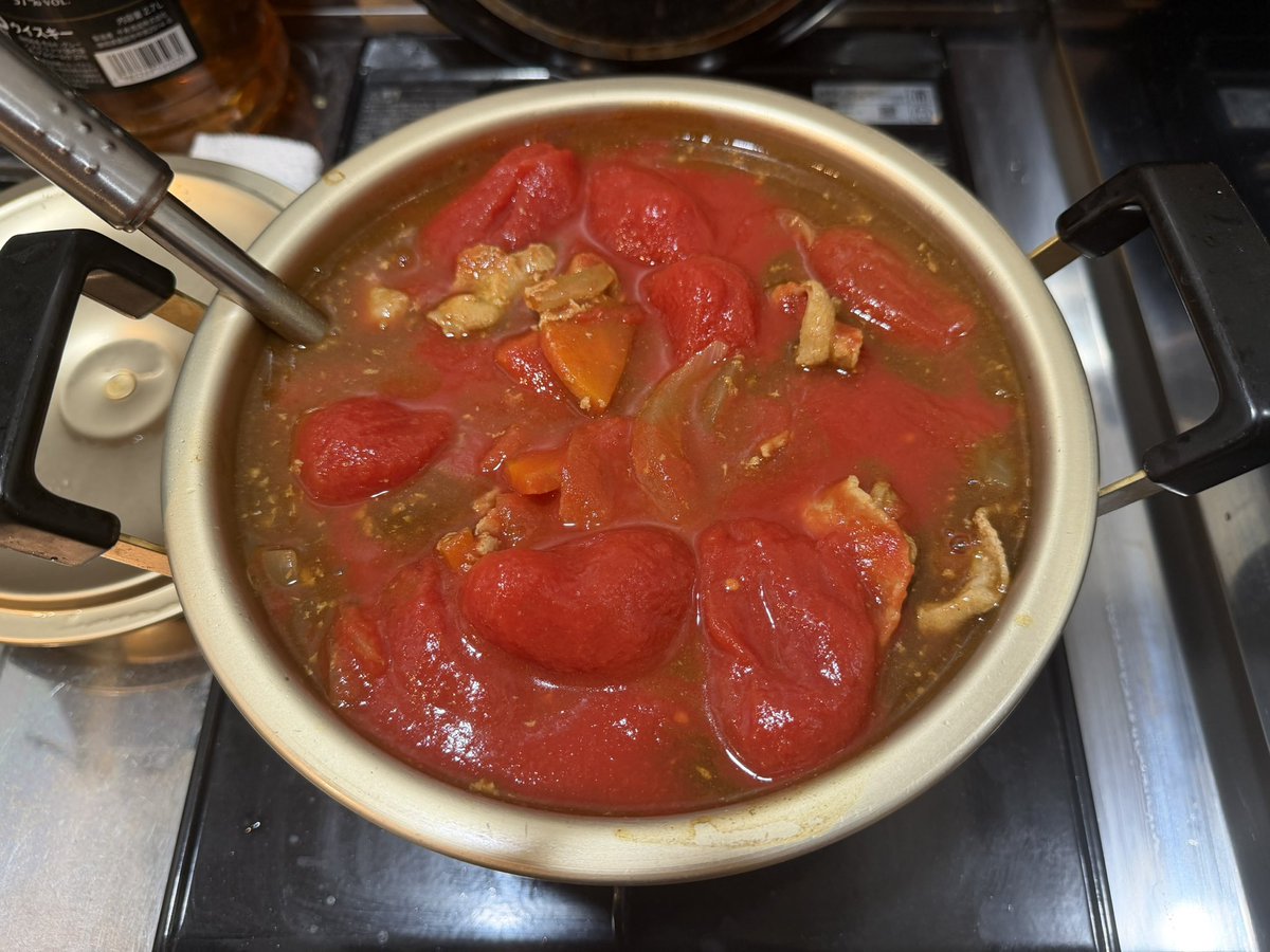 Hennessy1118's tweet photo. 食戟ユニレで美味しそうなカレー見せつけられたのでカレーにしました🤤
（こくまろ溶かしただけ） https://t.co/SRIRzQmB5u
