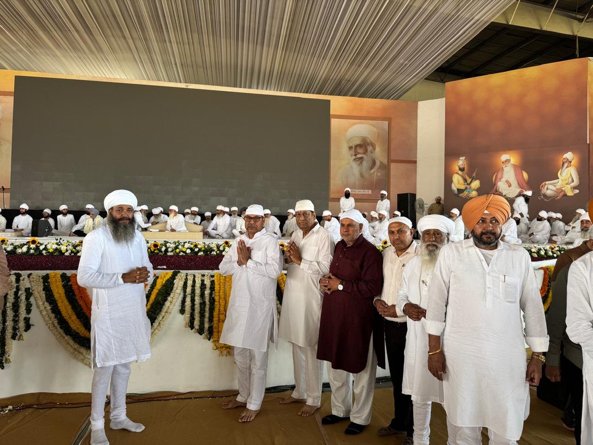 DrSatishPoonia's tweet photo. आज पंजाब के लुधियाना जिले में स्थित पवित्र एवं ऐतिहासिक गुरुद्वारा श्री भैणी साहिब में आप सभी के सुख-समृद्धि एवं नव कल्याण के लिए अरदास की। https://t.co/fbbdT8feiP