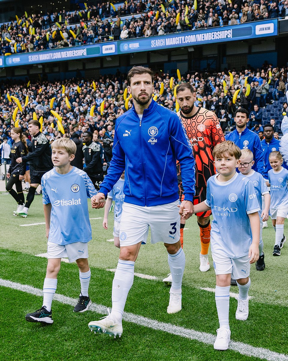 ManCity's tweet photo. Let's do this! 😤🩵 https://t.co/j9tLB6qipj