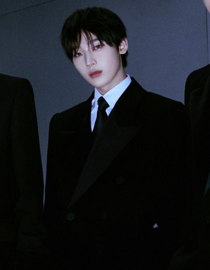 ifvxil's tweet photo. 때리지마아... ㅜㅜ                    때리지마? ㅋㅋ https://t.co/fdpkIvleIj