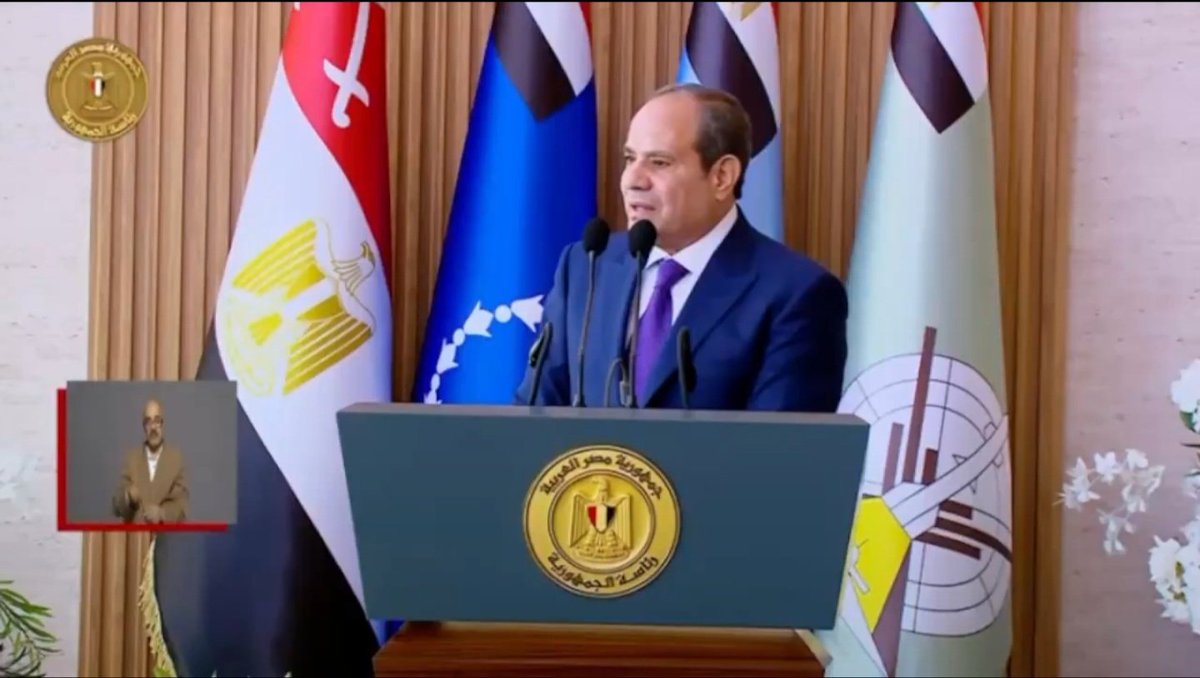 bdalmlkly5's tweet photo. #عاجل
رسالة لسيسي
لو فيك خير وقفت مع المسلمين المستضعفين في
(#غــــــــزة) 
مثل شعبي عربي يقول(لو فيه خير ما عافه الطير)
#اليمن
#السعودية https://t.co/PZK5LyEaAI