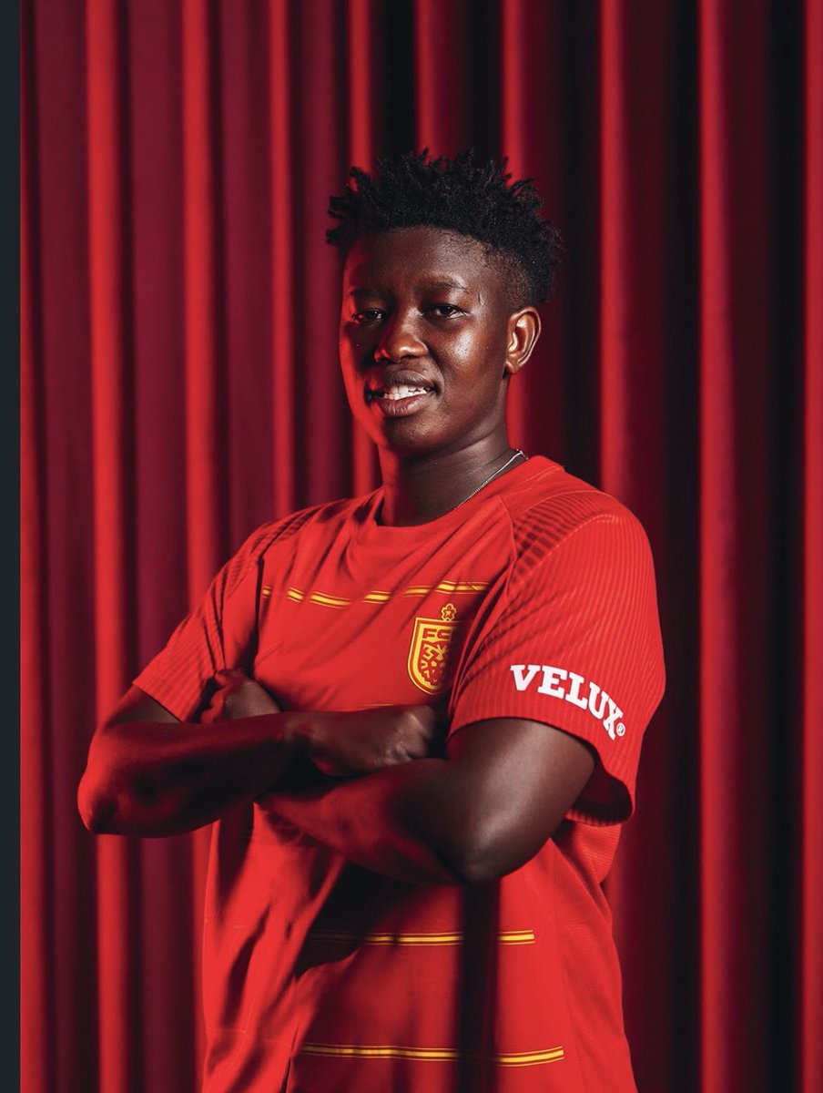 BasadiAction's tweet photo. 🚨𝐁𝐑𝐄𝐀𝐊𝐈𝐍𝐆 𝐍𝐄𝐖𝐒‼️

Former University of the Western Cape (UWC) star Sibulele Holweni has officially signed for Danish top-flight side FC Nordsjaelland, who compete in the A-Liga Women! ✍️🔥

She joins former @UWCFootball teammate and Banyana Banyana international defender Bongeka Gamede at the Danish club as another South African talent takes her game to Europe.

Congratulations Holweni 🇿🇦

#Womensfootball #SouthAfrica 

📸 @FCNordsjaelland