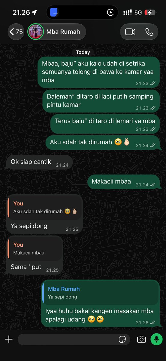 Chocolofs's tweet photo. HUHU BYE BEKASHIET, byebye makanan enak tiap harinya 😭😭 https://t.co/bx7kcDB2sX