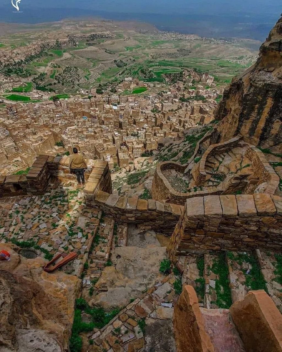 sh_9013's tweet photo. مدينة ثلا التاريخية ، عمران 
 Yemen 🇾🇪 https://t.co/Yry99H9RF7