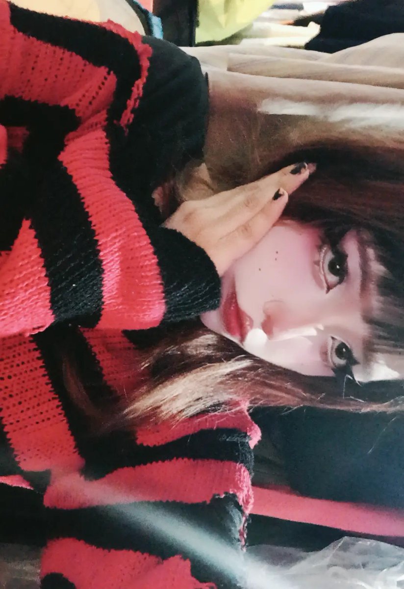 tochika_ann's tweet photo. Aveces pienso cuánto de mi vida eh desperdiciado por mantenerme todos los días depresiva con malos hábitos #wl #shtwt https://t.co/Oc5nrKcZEv