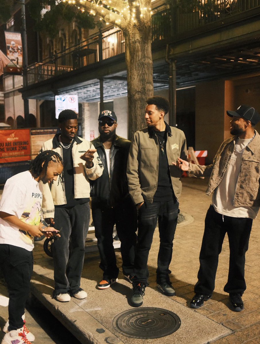 RDCworld1's tweet photo. Lee Birthday Files 🎉🎂🙏🏾 https://t.co/C6CFclgsRz
