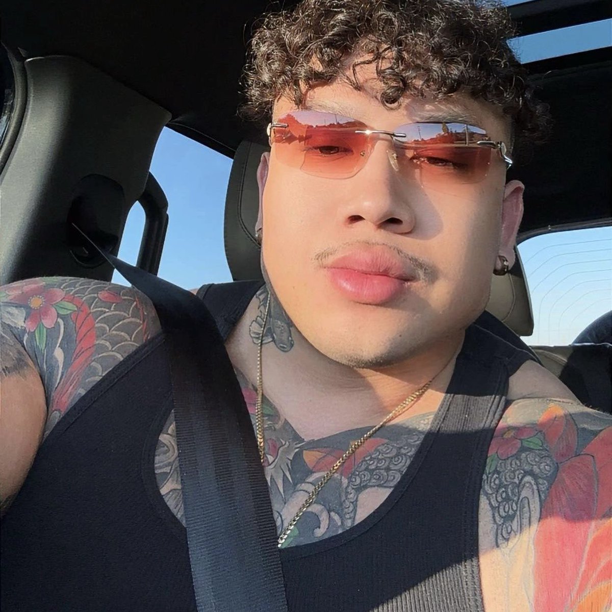 buffblasian tweet picture