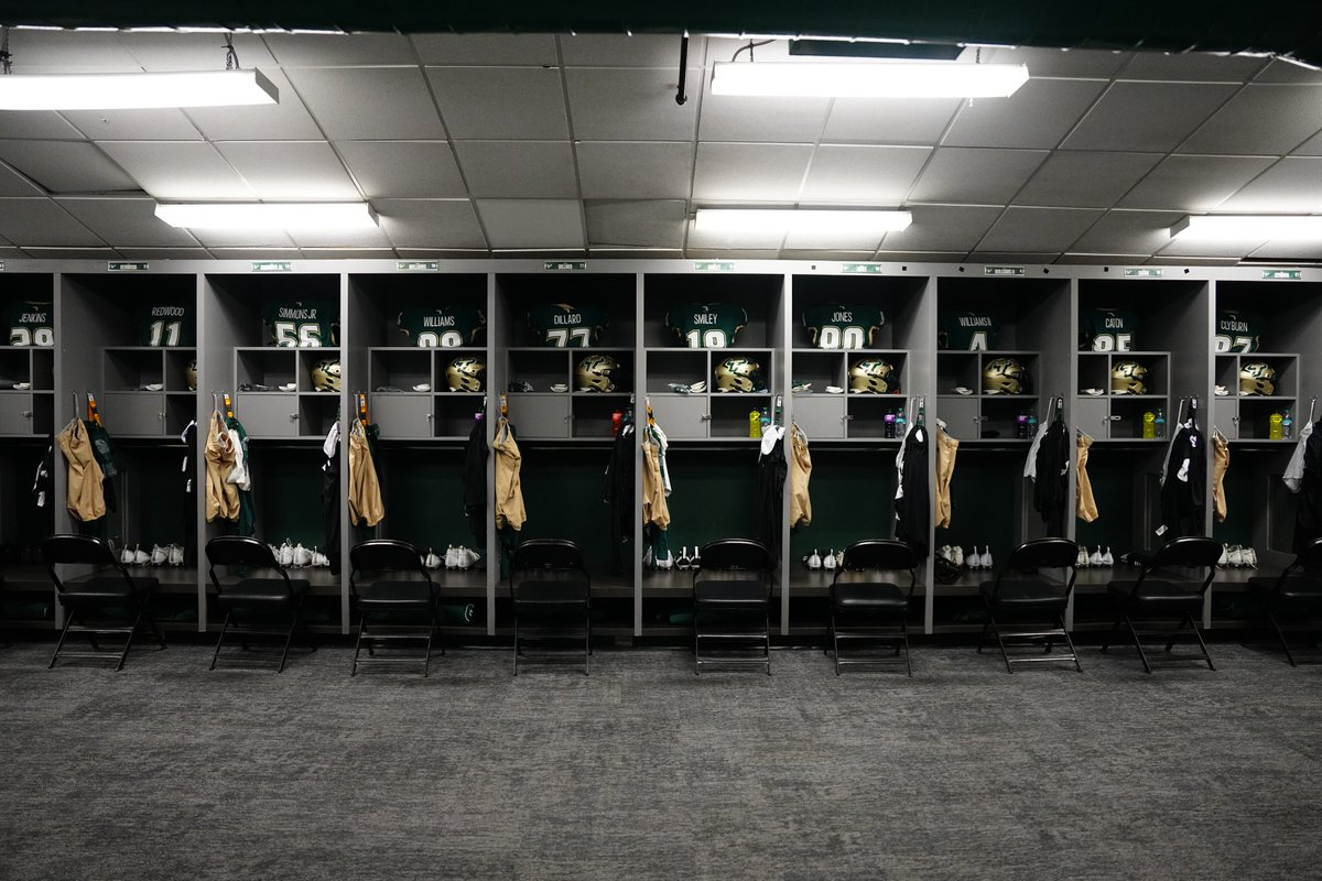 USFFootball's tweet photo. Back in the Bay ❕ https://t.co/1dLMVLBQcc