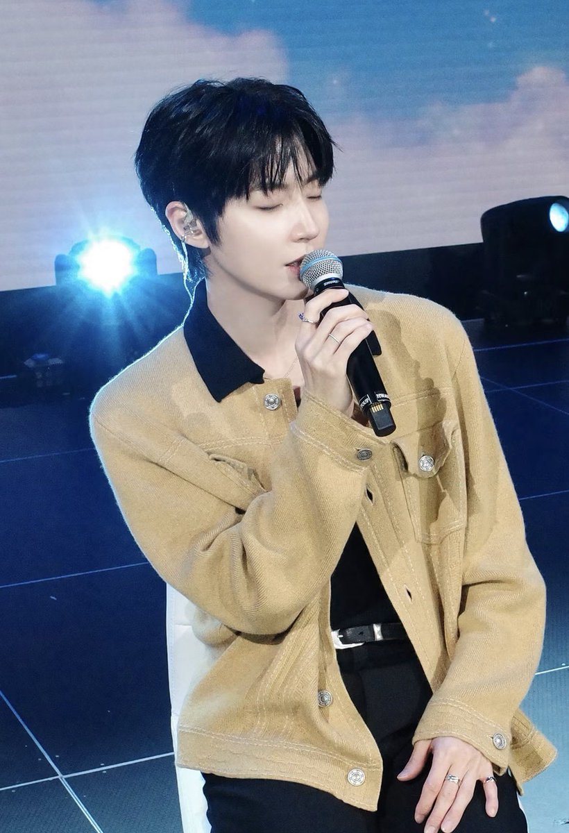 dolgolaeui's tweet photo. Hwang In Yeop #hwanginyeop #truebeauty #dreamtoyou #familybychoice #truebeautydrama #18again #dearx #thetaleofnokdu #whyher #thesoundofmagic You can also follow In Yeop’s official IG account - hi_high_hiy https://t.co/ZtoCOBtSXi