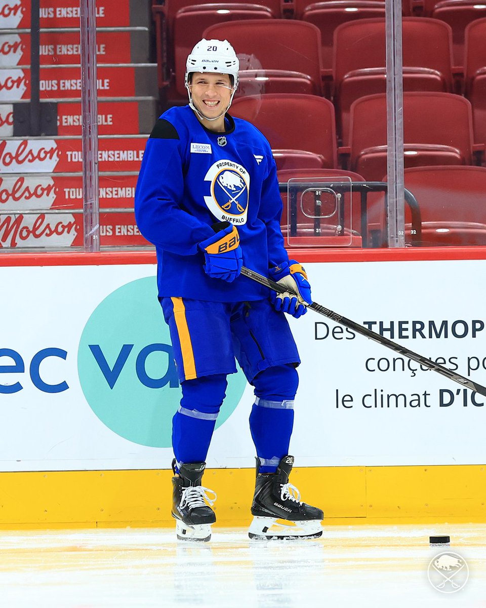 BuffaloSabres's tweet photo. Look who's at morning skate! 😁 https://t.co/Ba9HjVc9Gi