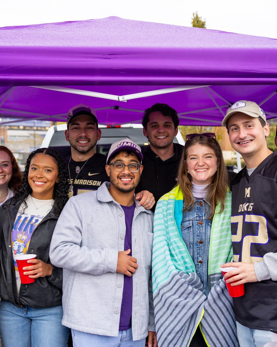 JMU's tweet photo. All is well because our Dukes are home. https://t.co/IxyRlZaHod
