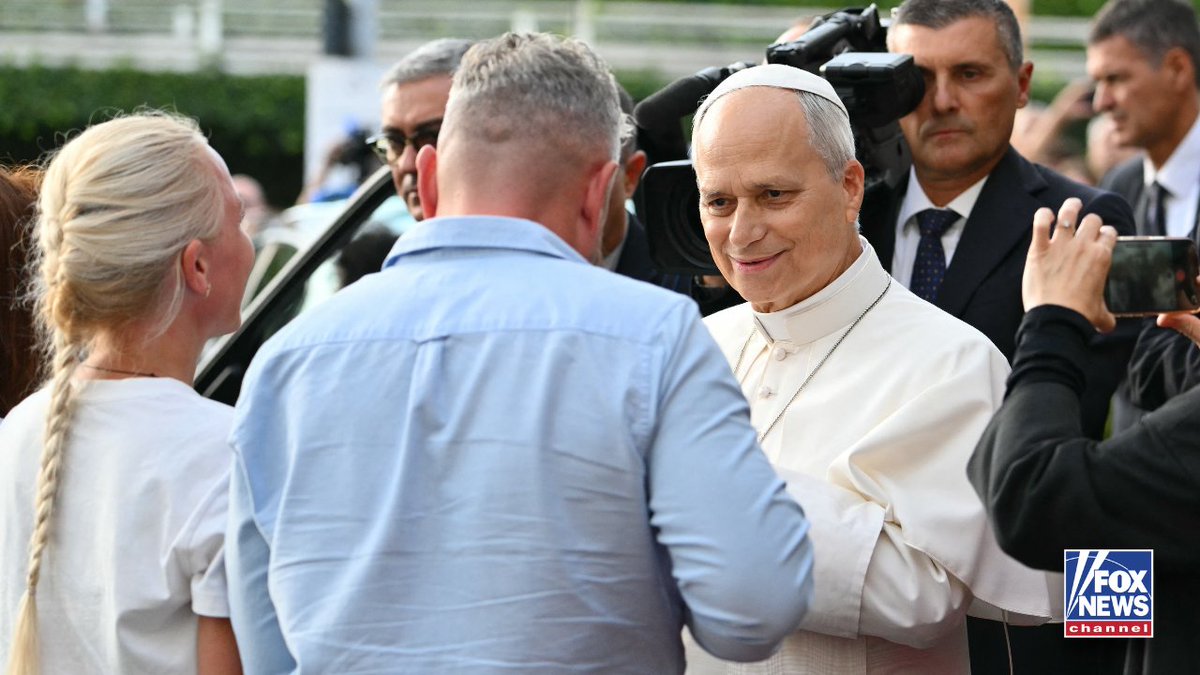 FoxNews's tweet photo. Pope Leo XIV is heading back to the Vatican just days after undergoing surgery to remove a cancerous node from his lung.

Thousands of supporters gathered outside Gemelli Hospital in Rome, shouting "Papa!" as the pontiff was discharged following blood tests and a chest X-ray that confirmed he was well enough to leave.

Doctors say the surgery was successful with no complications, and the pope is expected to lead Sunday's Angelus prayer from the window of the papal apartment.

Before leaving the hospital, the pope reportedly made a special visit: https://t.co/PyQu6hkfsq