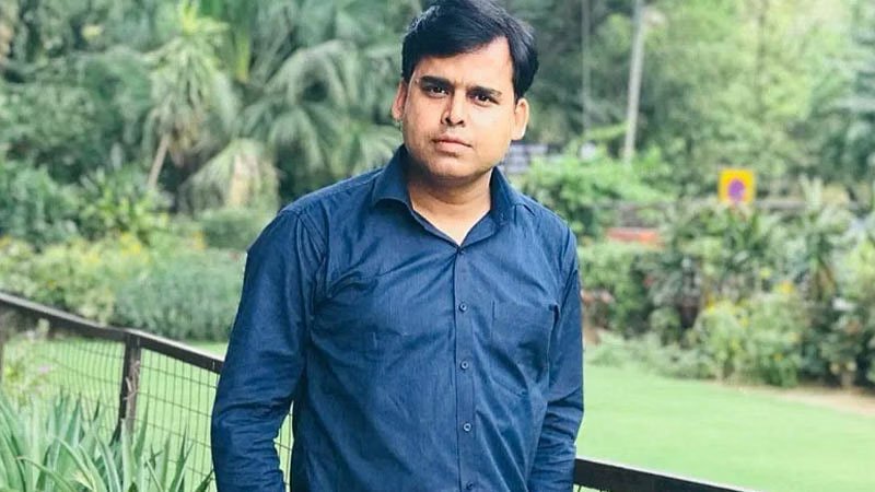 ManishPDA's tweet photo. इस समय प्रदेश की राजनीति में अगर कोई पत्रकार सबसे धारदार और सटीक बात करता है तो वो हैं हमारे अभिषेक उपाध्याय जी।

अभिषेक जी की पत्रकारिता में सच्चाई झलकती है और इनके जो सूत्र होते हैं वो बड़े मजेदार होते हैं और शत प्रतिशत ��च होते हैं।

विशाल प्राणी को एक्सपोज करना हो या फिर बेटू से जुड़े लोगों का खुलासा 😀

इनकी सांकेतिक शब्द एकदम बाण की तरह सीधे निशाने पर जाकर लगते हैं जहां कोई नहीं पहुंचता वहां पर अभिषेक जी पहुंच जाते हैं।
@upadhyayabhii