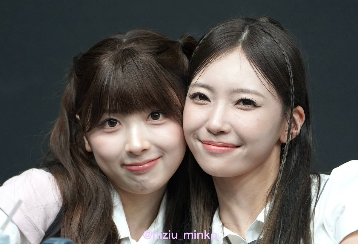 niziu_minko's tweet photo. みーひとまゆか🐰🐱
#NiziU #MIIHI #MAYUKA https://t.co/uIqiMbBIVe