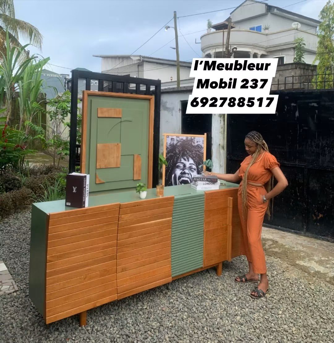 _ManuellaM_'s tweet photo. Met my carpenter for the first time today, and I was shocked at how young he is! 😂 His work is impeccable and the finishing is INSANE! 

If you need quality furniture, please reach out to him. He’s based in Douala but delivers nationwide https://t.co/Mx71OWHAu9