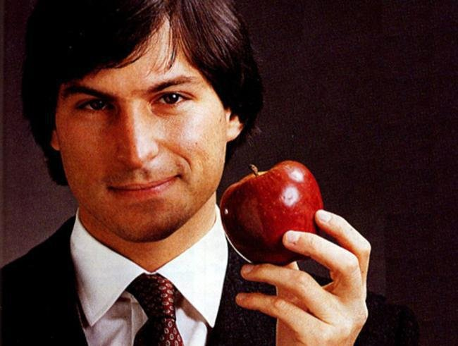 StartupWisdom_'s tweet photo. Steve Jobs on how to get what you want in life:

“I’ve never found anybody that didn’t want to help me if I asked them for help. … I’ve never found anyone who said no or hung up the phone when I called. I just asked. Most people never pick up the phone and call. Most people never ask. That’s what separates sometimes the people that do things from the people that just dream about them.”
