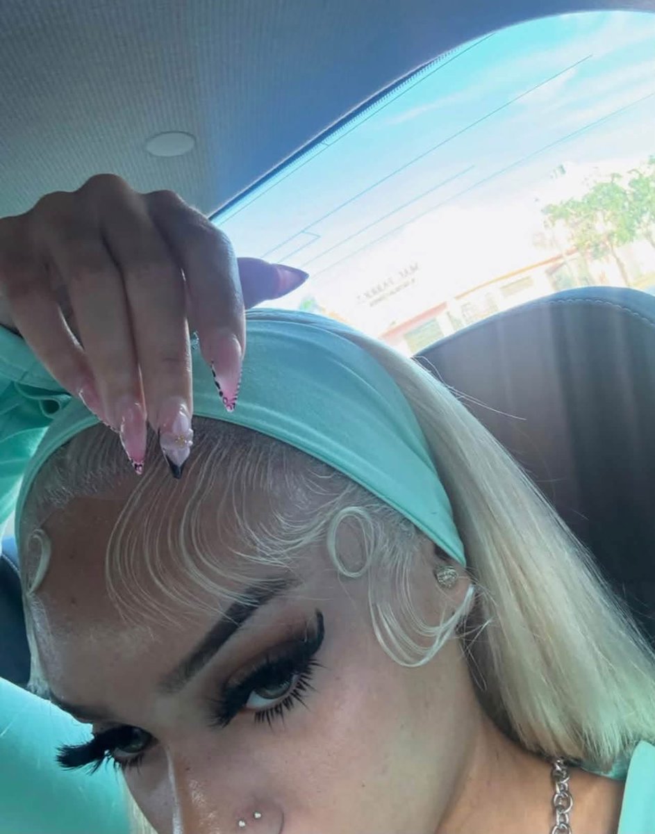 favscorpioooo's tweet photo. Such A Mint Green Girly 🧚🏼 https://t.co/3UQphVdgKK