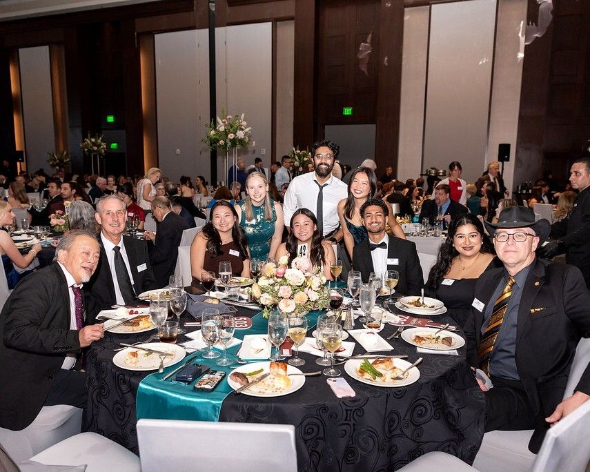 1LECOM's tweet photo. Hello! My name is Sarah Wang, and I am the SGA President at our Erie campus. As president, I have the privilege of representing LECOM nationally at conferences such as OMED (pictured here), Educating Leaders, and the AOA House of Delegates. https://t.co/q7KrDaO2x6