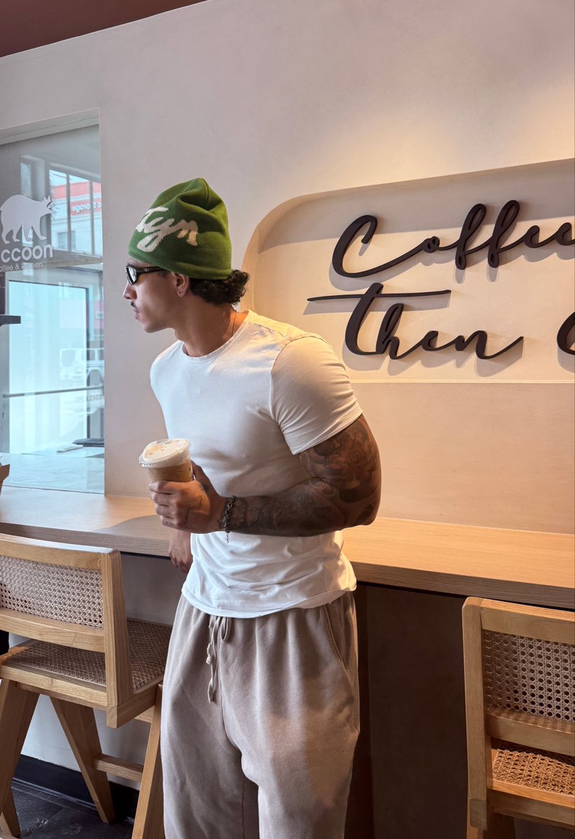 THEVIBESMETH's tweet photo. 💚Lazyyy https://t.co/eCuqR1jUun