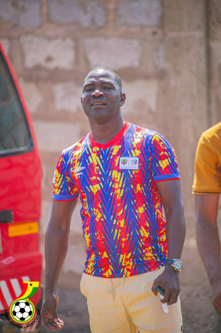GhanaLeague's tweet photo. ๐
๐ The Phobians came to brighten Tema for the big clash.
#GPL #GPLMW7 https://t.co/o2wgPldJUQ