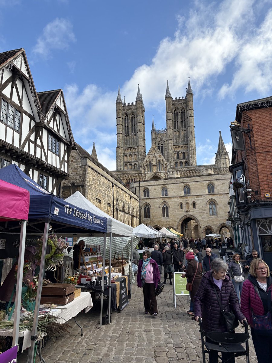 Memashma's tweet photo. Great morning in Lincoln. https://t.co/GvSpdSJIQE