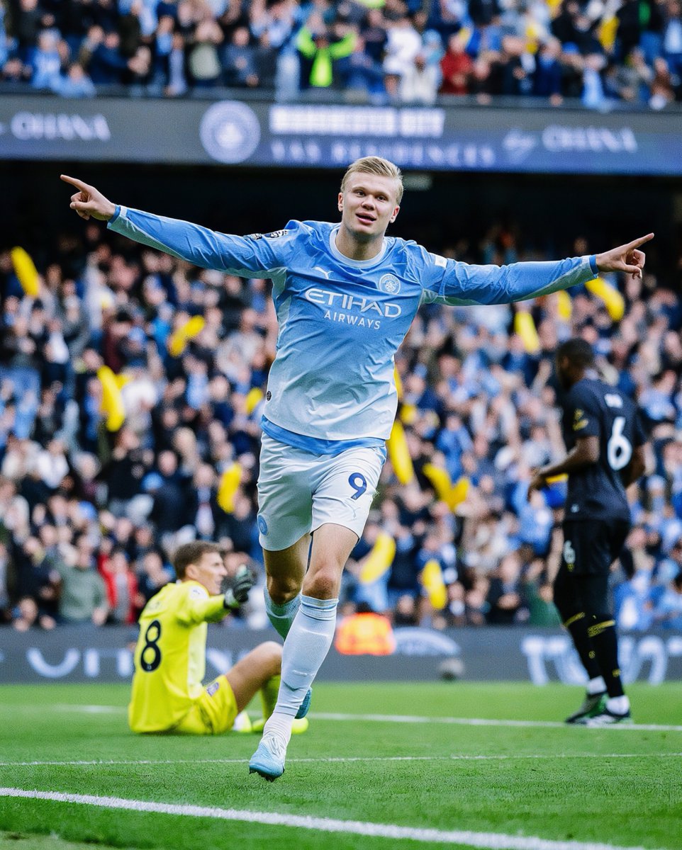 bernardooooV3's tweet photo. Erling Haaland is already the greatest striker to ever grace the Premier League.🤖🔥 https://t.co/zvm6Hk6ia0