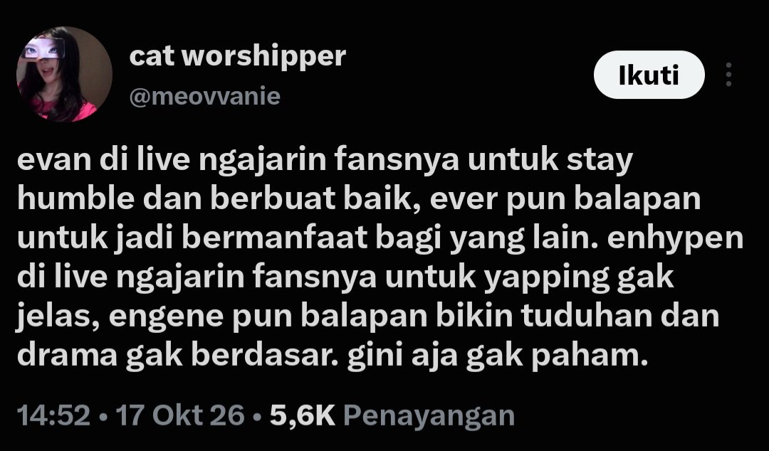 ddeonusa's tweet photo. Jujur narasi lu agak ngalor ngidul:)) kl gapernah ngikutin live &amp; update enha gausah sotoy wkkk bikin ever kena lg aja😂 lu ky gini tuh sm aj ky si jave &amp; friends yg muji² fandomny tp sambil ngejatuhin fandom lain biar fandom yg dijatuhin keliatan jelek. Nitip fto, kali aj diapus https://t.co/g4jDc63B4K