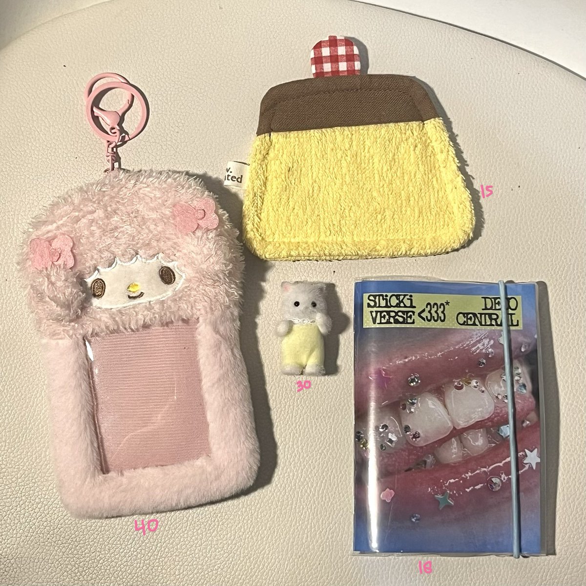 09kidzz's tweet photo. wts cahol sanrio sweet piano, sylvanian persian cat (kotor sedikit di kuping), sticker book art in motion lab, pudding coaster mnw curated! 🪷 https://t.co/f4fhQNqvHf