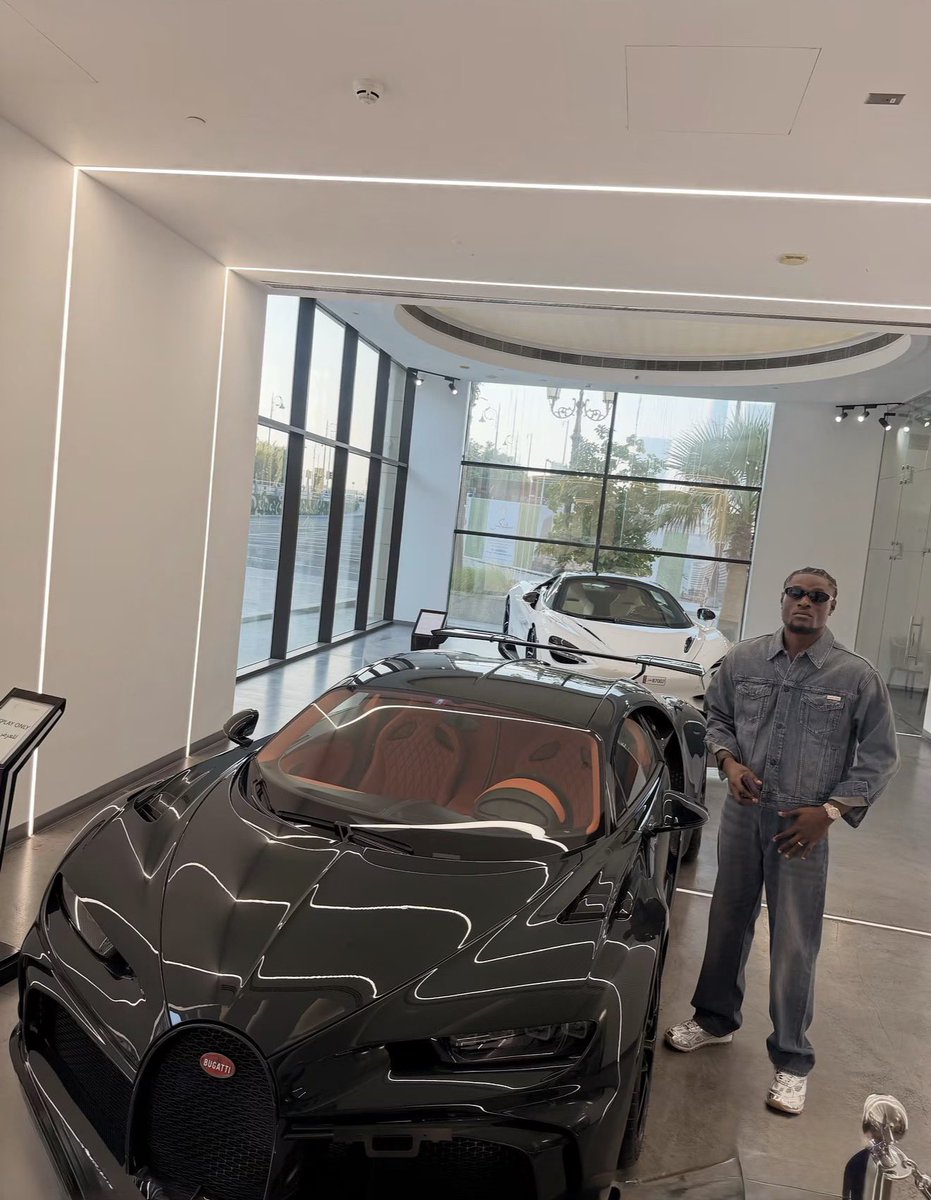 yL_IN_LAGOS's tweet photo. Omo popular forex Trader known as capable just got himself a brand new  Bugatti Chiron worth 5.5billion naira 😱🥹🙌🏻 https://t.co/BUwvMIwWqU