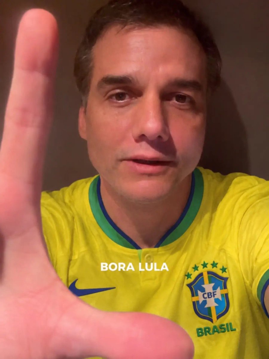 acervowagmoura's tweet photo. Pessoal urgente 💚💛

#OVERDEAMARELOENOSSO https://t.co/dQtVR4HSHQ