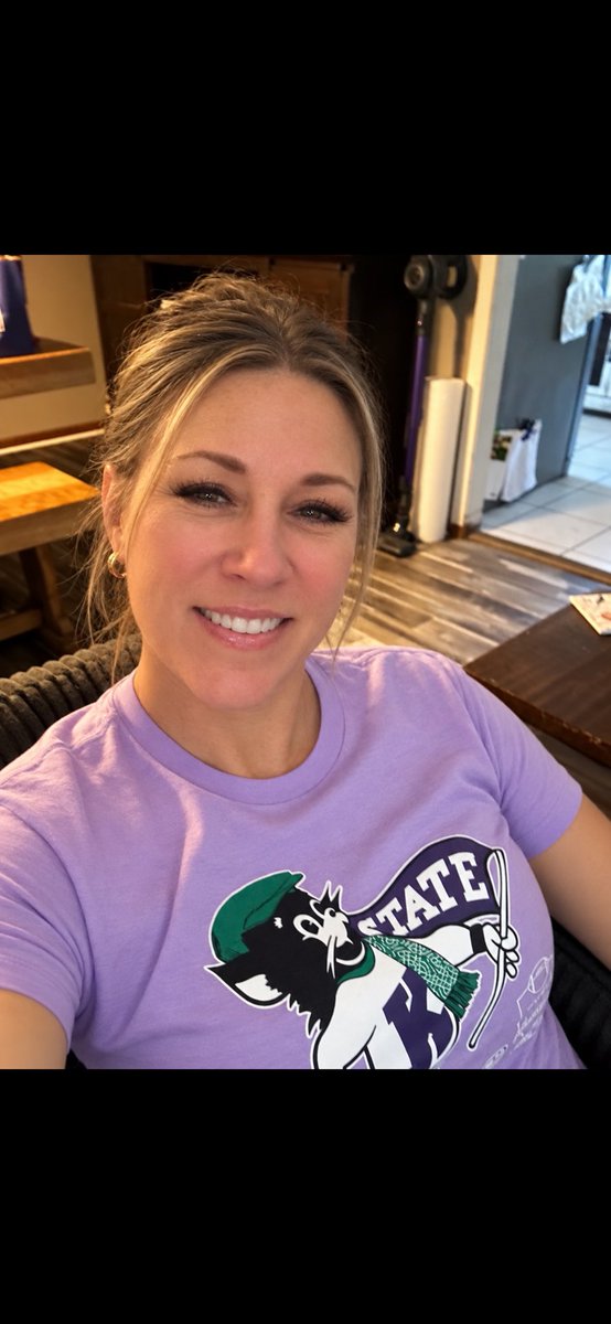 DanielsHarmonee's tweet photo. Let’s Go, Cats!!  💜💜💜 @KStateFB https://t.co/o5kDmBvFpp