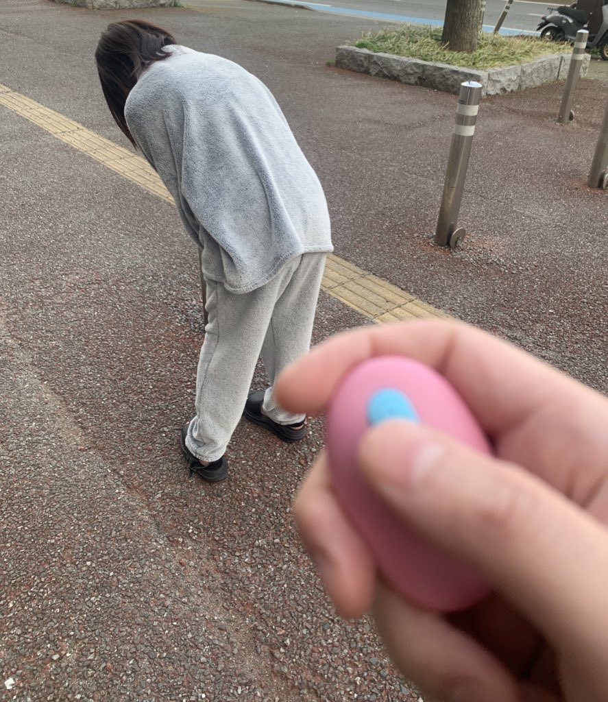 math_jana56179's tweet photo. 人目の付く公園で

https://t.co/EL40uhfusj https://t.co/pHcq3v27f4