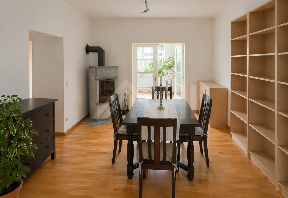 NachHauseGmbH's tweet photo. Suchst du ein Zuhause in Marienbrunn mit 128,4 m² Wohnfläche und 5,5 Zimmern? Dieses Einfamilienhaus in 04277 Leipzig verbindet den Standort im grünen Leipziger Süden mit 290 m² Grundstück und einem Kaufpreis von 635.000 EUR 🏡

Mehr erfahren: https://t.co/02usyOrMkX

#Leipzig https://t.co/TmKBHdQx95